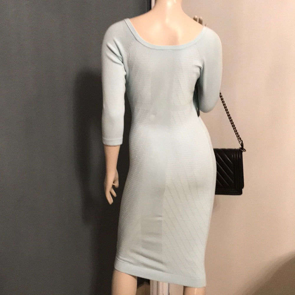 Dress - Picture 5 of 5